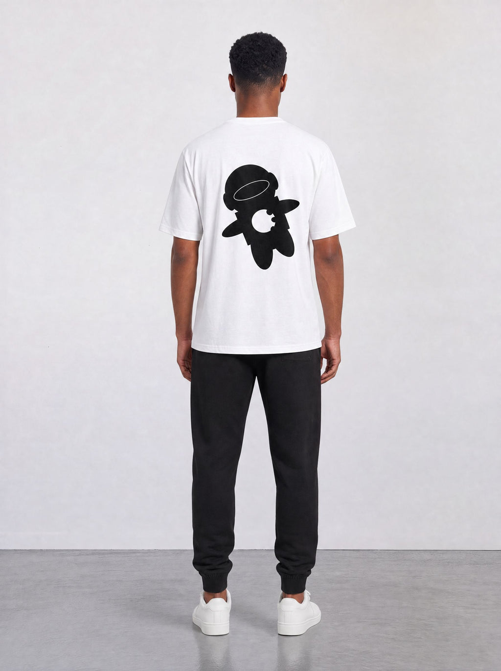 PLUTO T-SHIRT