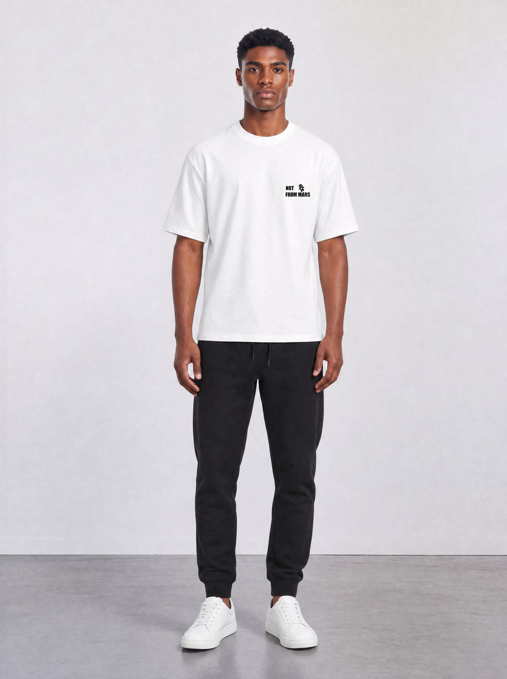 PLUTO T-SHIRT
